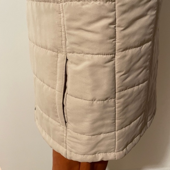 VTG Tudor Puffy Vest Faux Fur Khaki Snap Buttons Pockets Hunter Tan Neutral - Picture 7 of 13